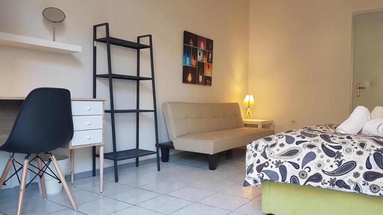 Palette Apartment Carmine - Athens Center, 6 Bd, 3 Bath Esterno foto